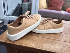 camper trainers in apricot